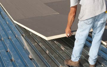 benefits of insulating East Fleet flat roofing